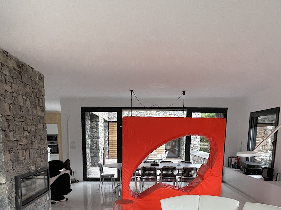 Contemporary art in the living space